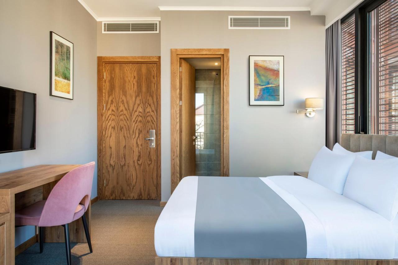 Barnovi Boutique Hotel Тбилиси Экстерьер фото