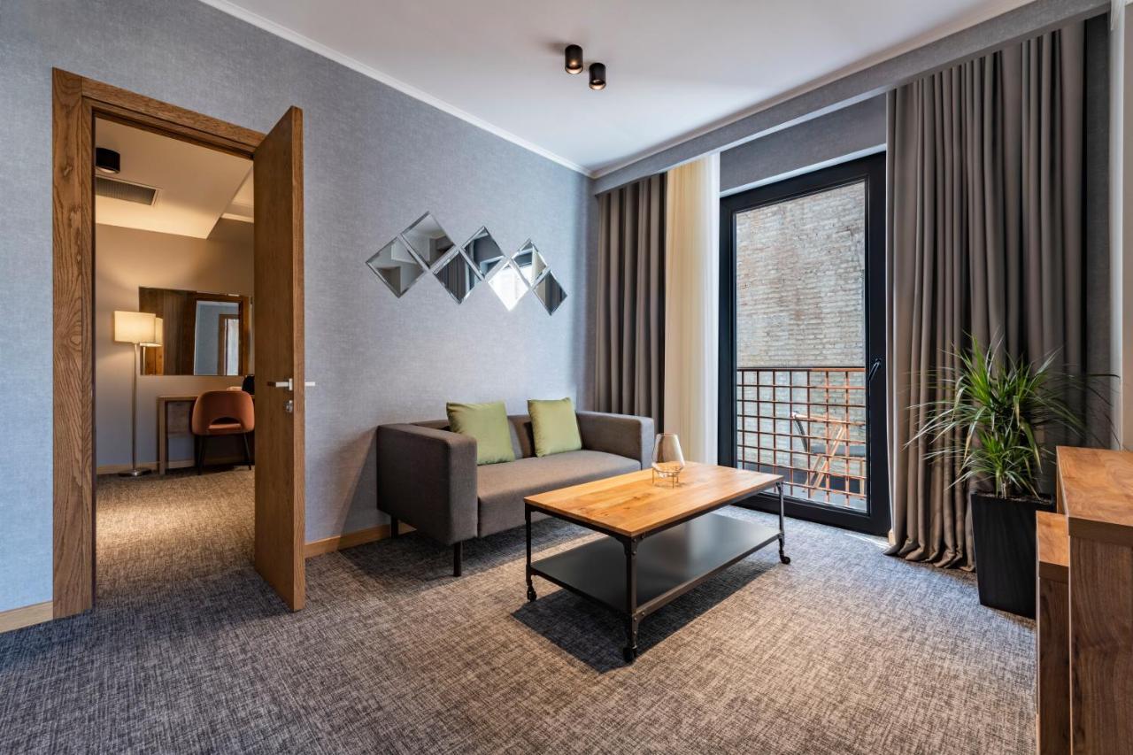 Barnovi Boutique Hotel Тбилиси Экстерьер фото