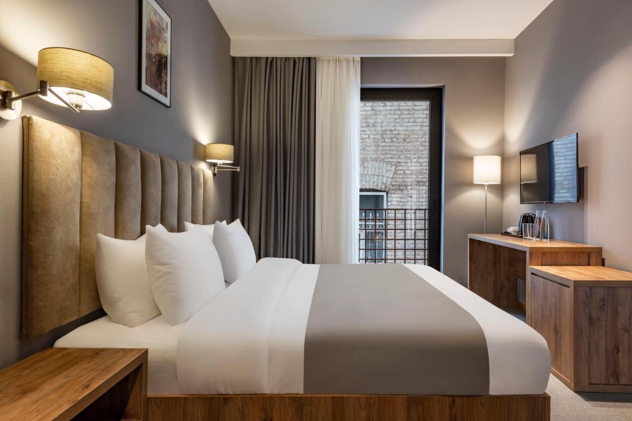 Barnovi Boutique Hotel Тбилиси Экстерьер фото