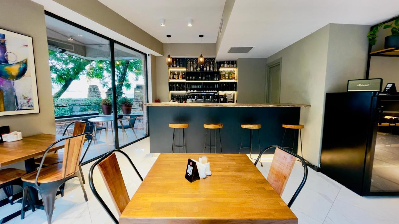 Barnovi Boutique Hotel Тбилиси Экстерьер фото